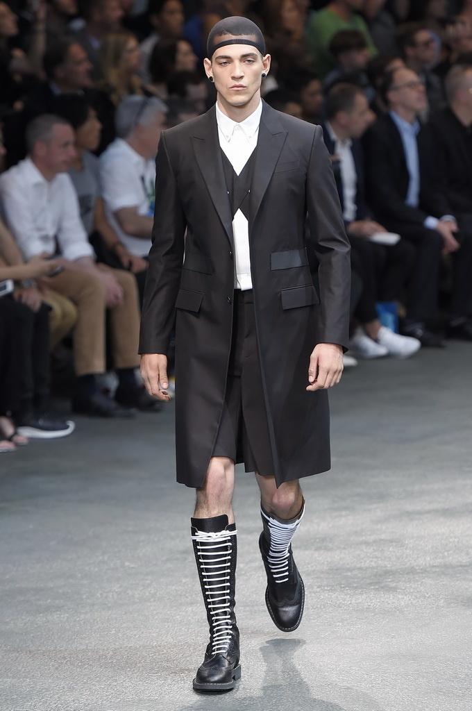 givenchy spring/summer 15 | read | i-D