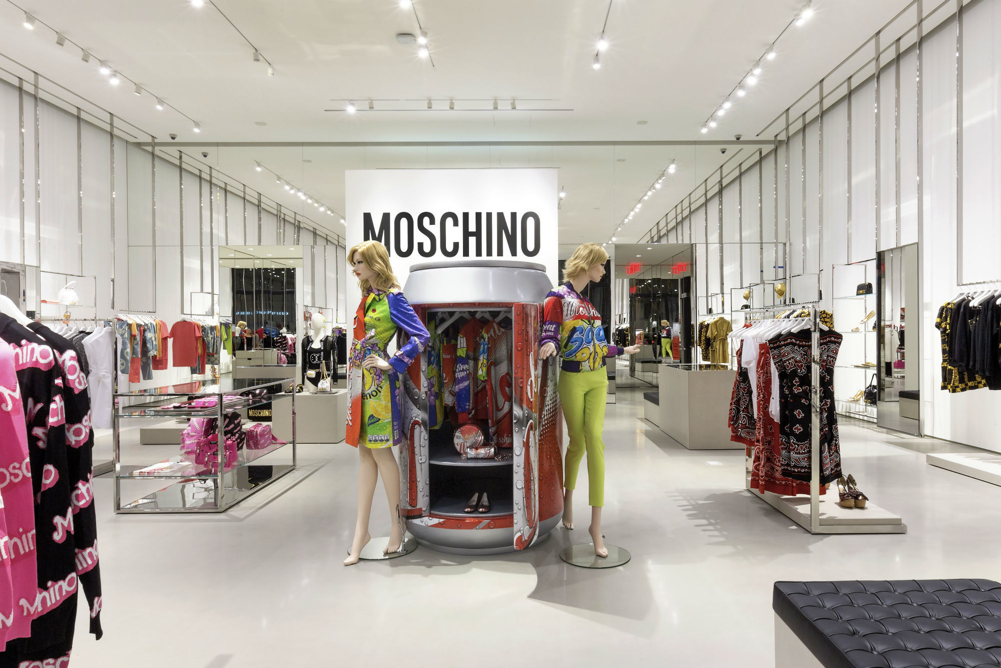 moschino takes america | read | i-D