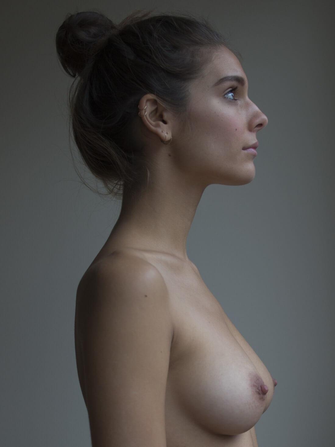 The Nude Female Body 4