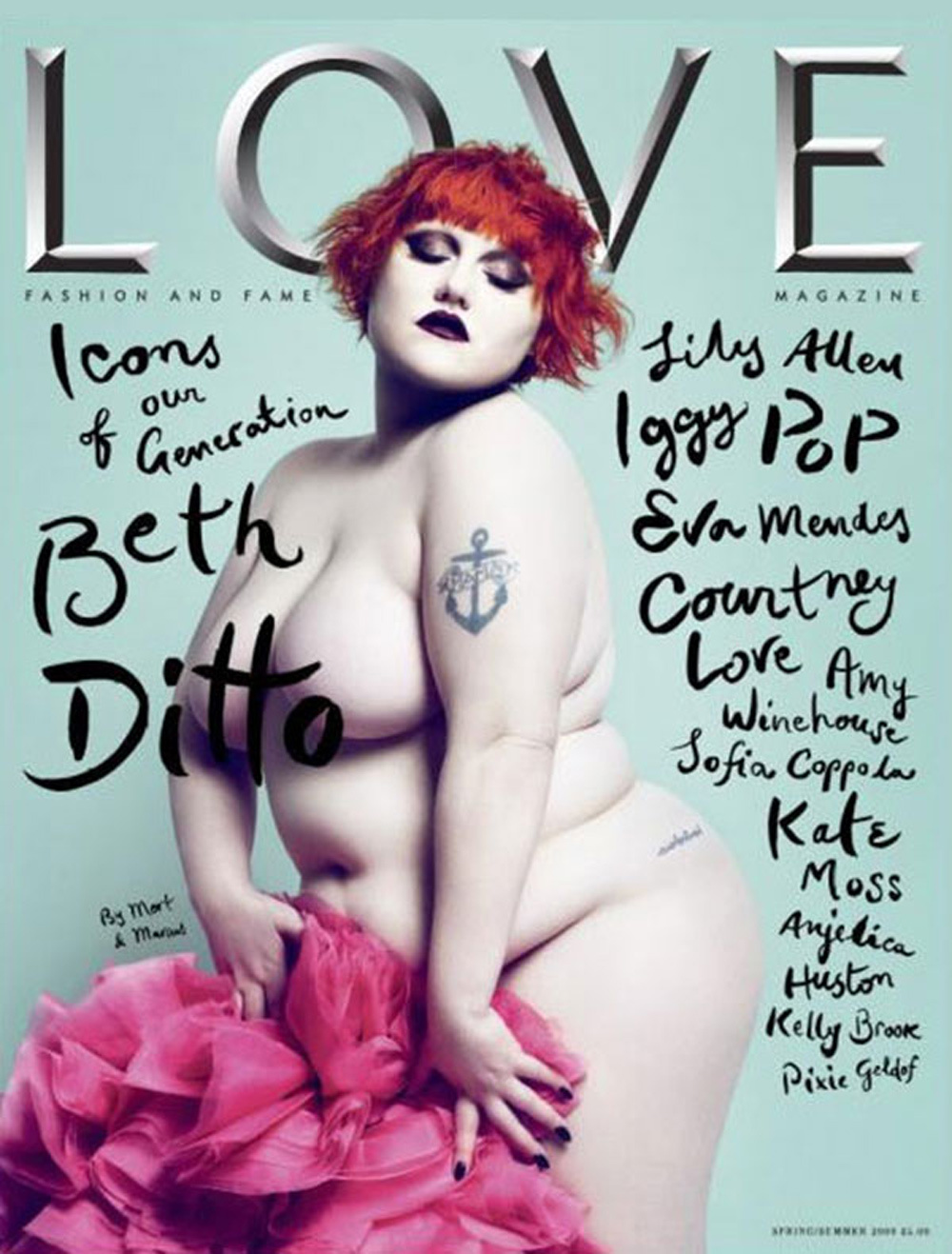 italian magazines topless women