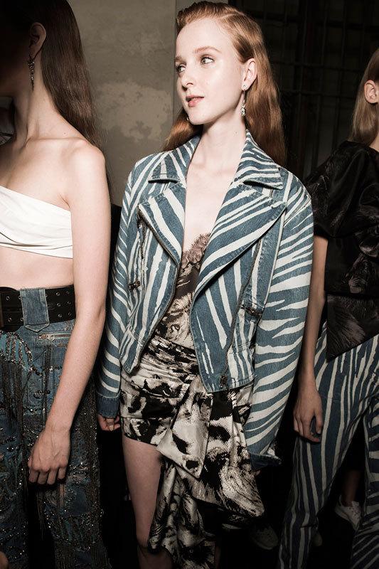 roberto cavalli takes on 80s power dressing for spring/summer 16 | look ...