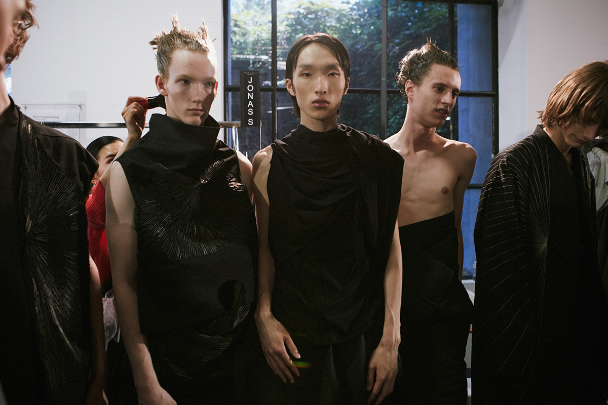 backstage images from rick owens spring/summer 17 - i-D