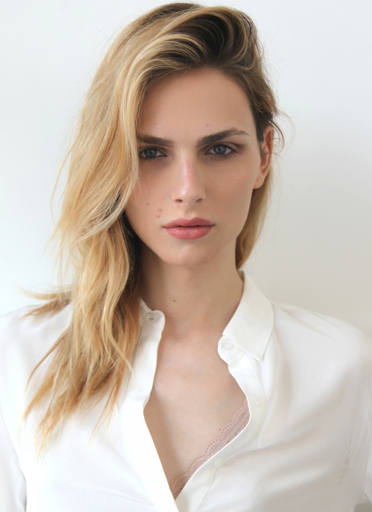 Caitlyn Update Andreja Pejic Shows Support And Jon Stewart Calls Out