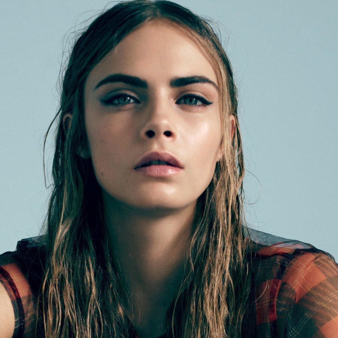 is cara delevingne's bisexuality a phase? | read | i-D