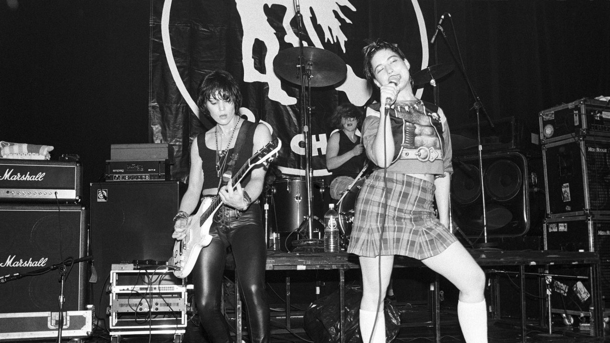 Watch A Livestream Of Kathleen Hanna And Perfect Pussys Meredith